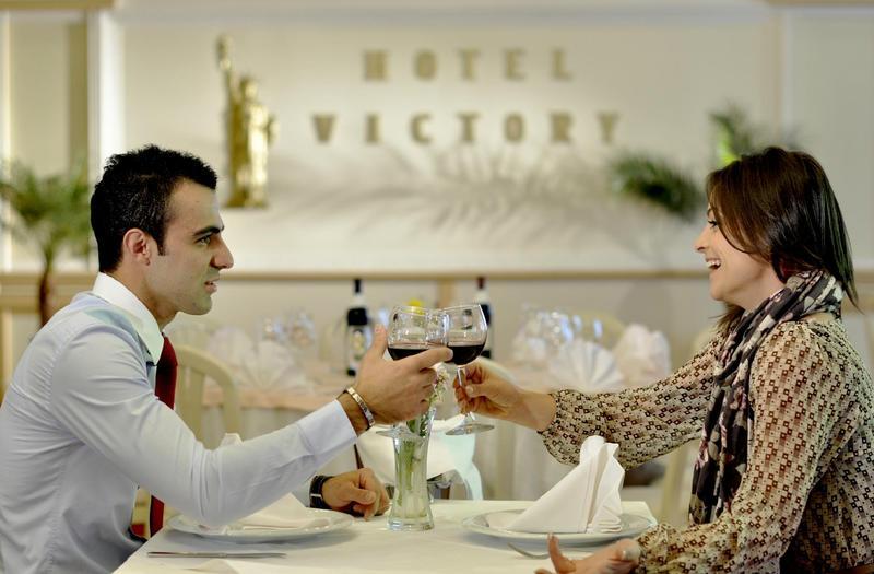 Hotel Victory พริสตีนา ภายนอก รูปภาพ