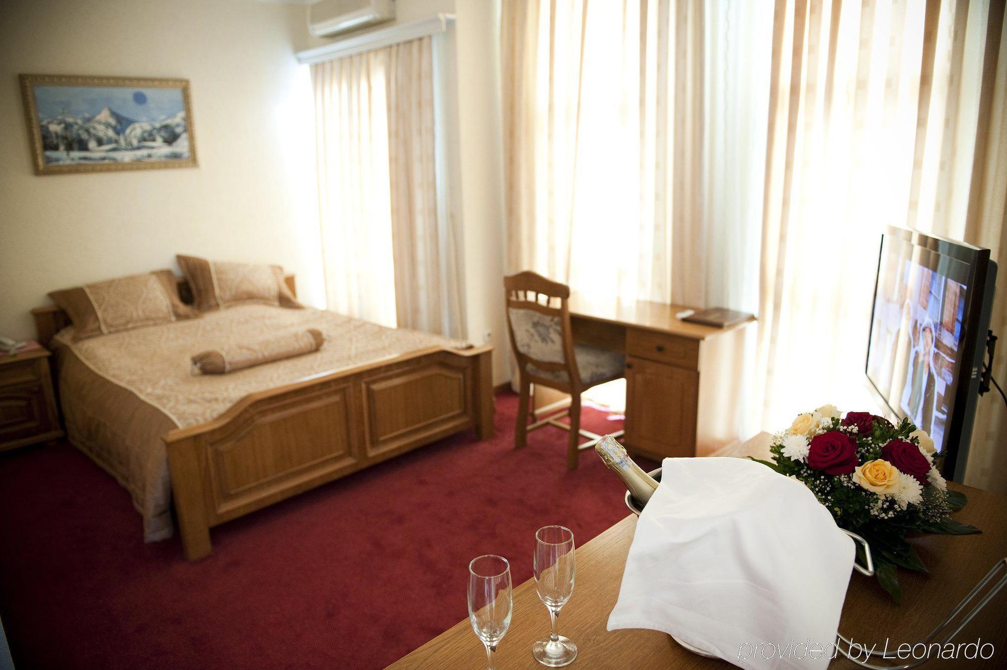 Hotel Victory พริสตีนา ห้อง รูปภาพ